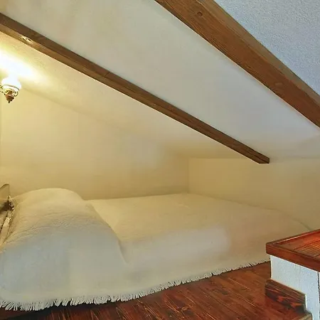 Adorata 1 Apartment *